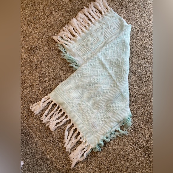 Blue bird knit company baby blanket - Picture 2 of 5